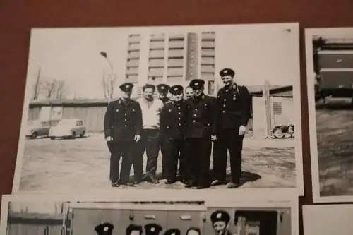 vier alte Fotos - Feuerwehr ? Männer in Uniform  Raum Grimma - 70-80er Jahre