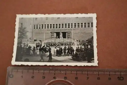 tolles altes Foto - München 1934 - Musikkapelle vor der Bibliothek des deutschen