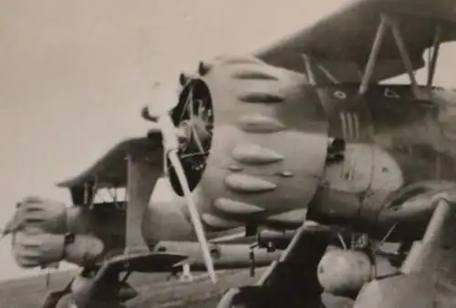 tolles altes Foto - zwei Flugzeuge Henschel HS 123 - Westerland 1938