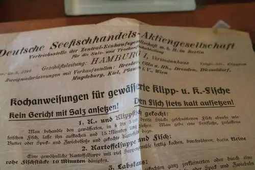 zwei alte Koch- u. Aufbewahrung von Klipp u. K-Fische - Deuts. Seefischhandels-A