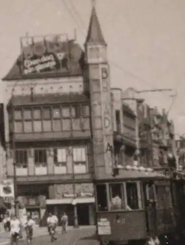 tolles altes Foto - Strassenbahn - Gebäude Broadway - Niederlande - 40-50er Jah