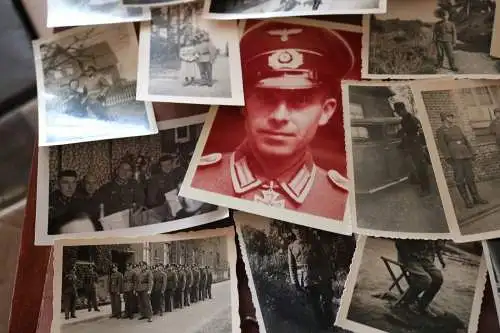 62 alte Fotos  Soldaten, Portraits Gruppen, Orte + ein Repro