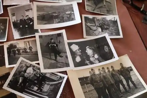62 alte Fotos  Soldaten, Portraits Gruppen, Orte + ein Repro 