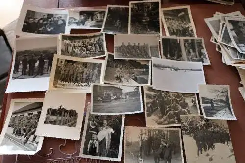 62 alte Fotos  Soldaten, Portraits Gruppen, Orte + ein Repro 