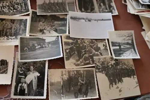 62 alte Fotos  Soldaten, Portraits Gruppen, Orte + ein Repro 