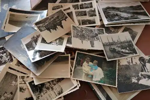 kleines Konvolut alter Fotos und AK´s  - Familie , Orte usw 