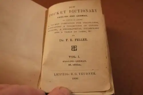 tolles altes Taschenbuch Englisch Deutch Übersetzungen von 1890 Dr. Feller