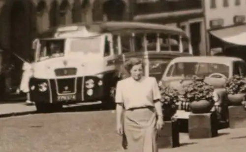 tolles altes Foto - Strassenansicht in Triberg 1951 - Oldtimer Bus