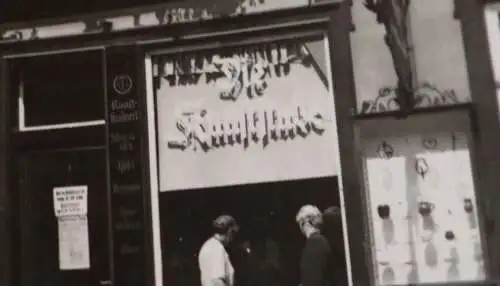 tolles altes Foto - Geschäft - Die Kunststube - Ort ??? 30-40er Jahre 