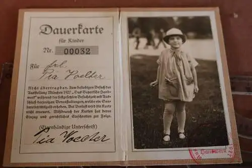 zwei tolle alte Dauerkarten - München Austellungen 1927 / 28 für ein Mädchen