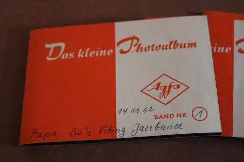 drei kleine Fotoalben Papa Bue's Viking Jazz Band  November 1962 - 32 Fotos