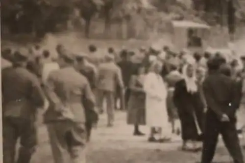 drei alte Fotos - Lemberg 1941 - Menschen, Soldaten 