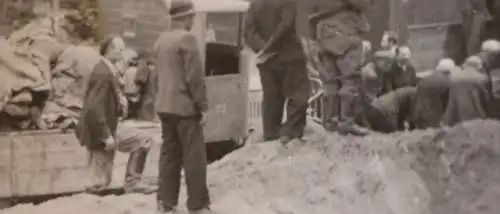 drei alte Fotos - Lemberg 1941 - Menschen, Soldaten 