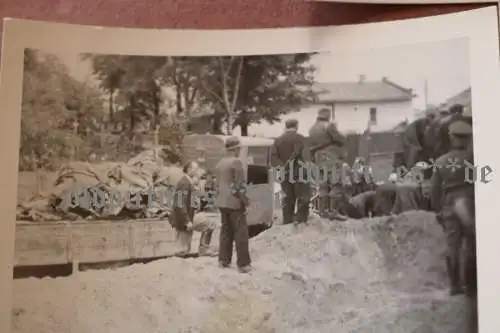 drei alte Fotos - Lemberg 1941 - Menschen, Soldaten 