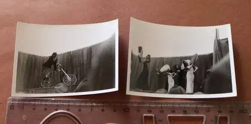 zwei alte Fotos - Frontbetreuung - Fronttheater - hübsche Frauen 