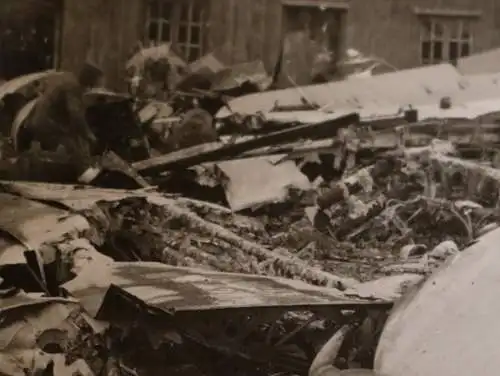  altes Foto - Reste russisches Flugzeug 