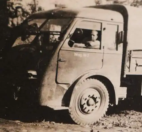 altes Foto - Beutefahrzeug - LKW Renault AGR ??