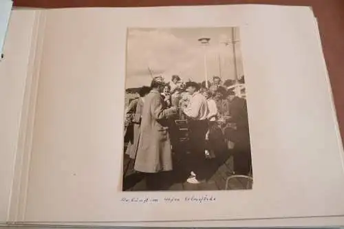 selbstgemachtes Album acht Fotos - Betriebsausflug Steppdecken-Kemme - 1956 
