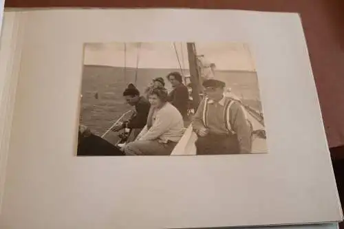 selbstgemachtes Album acht Fotos - Betriebsausflug Steppdecken-Kemme - 1956 