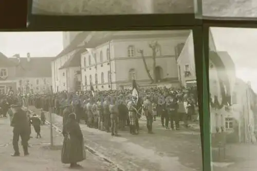 vier  alte Negative  Strassen, Gebäude , Festumzug - Ort ??? 30-40er Jahre