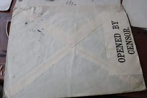 fünf alte Umschläge - Aufkleber Zensur geöffnet usw. 20-40er Jahre 