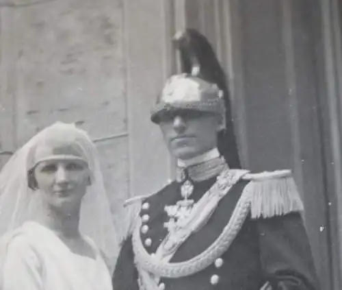 tolles altes Foto - Hochzeitpaar Adel Graf und Gräfin - Uniform Orden - 1910-20