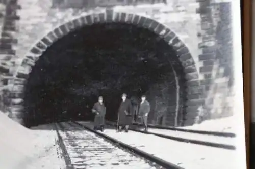 drei tolle alte Fotos  Dampflok , Eisenbahntunnel, Gleisanlagen Raum Trier  30-4