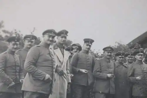 altes Foto -  Foto Soldaten vor Wendl  Halle - Offiziere Res.FeldArt. 14 (2)
