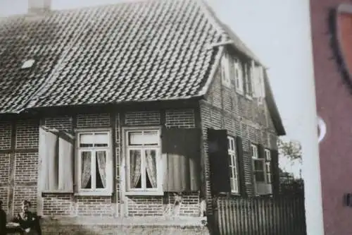 tolles altes Foto - Familie vor ihrem Haus - Raum Hannover - 1910-30 ???