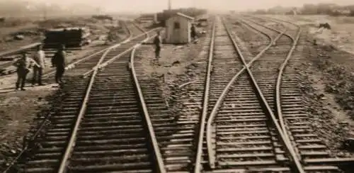 drei tolle alte Fotos - deutsche Soldaten Eisenbahn - Lebucquière - Vélu  1916