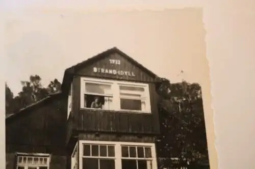 tolles altes Foto - Gebäude , Haus - 1932 Strand-Idyll - Ort ???