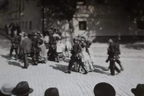 neun tolle alte Fotos - Festumzug - Paradewagen - 30-40er Jahre ??