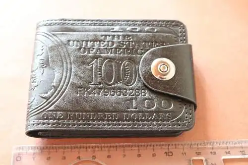 tolle Brieftasche - als 100 Dollar Banknote - Kunstleder ?? unbenutzt 