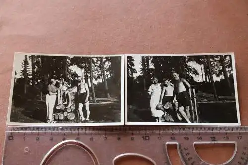 Zwei tolle alte Fotos -Familie im Sommer - Badehosen - 1937