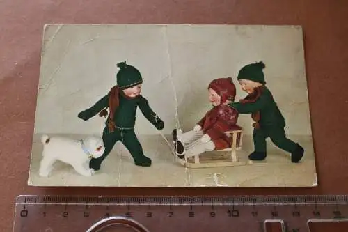 tolle alte Karte Motiv Spielzeugpuppen, Schlitten - 1900-1930 ?