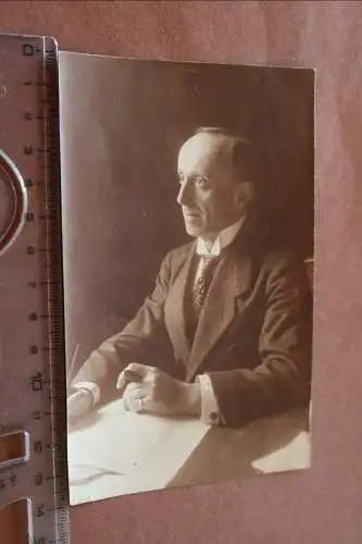 tolle alte Fotokarte mit unbekannter Mann ? Berühmt ??? 