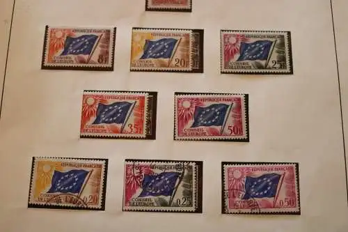 Alte Briefmarken-Satz Frankreich Conseil de l’Europe  50-60er Jahre auf Blatt