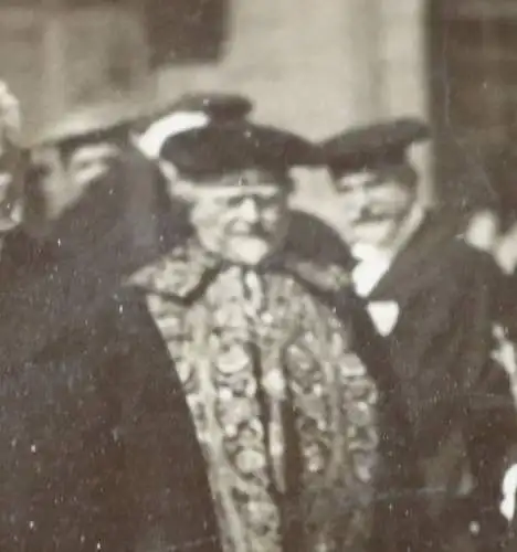 tolles altes Foto - von Hindenburg besucht Soldaten - Neuenahr Umgebung ?