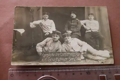 tolles altes Foto - Gruppe Soldaten Entfettungskur a.d. Griesheimer Sanddüne 