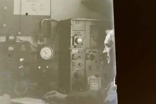 tolles altes Glasnegativ  Funkstation ?? Soldaten ??? 1921 - Sender 