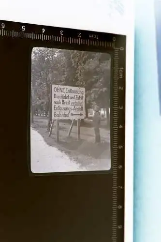 Tolles altes Negativ - Schild - Ohne Entlausung kein Zugang nach Brest 40er Jahr