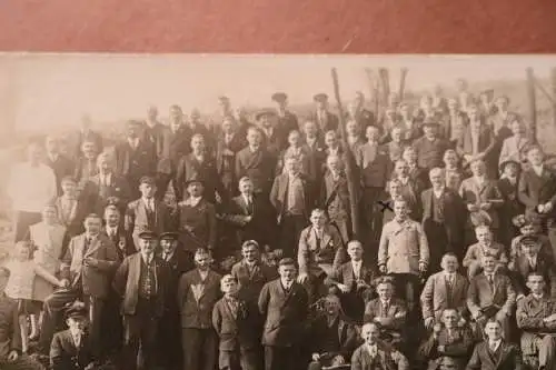 tolles altes Gruppenfoto  Männer mit Pastor, Priester - Havel 1931