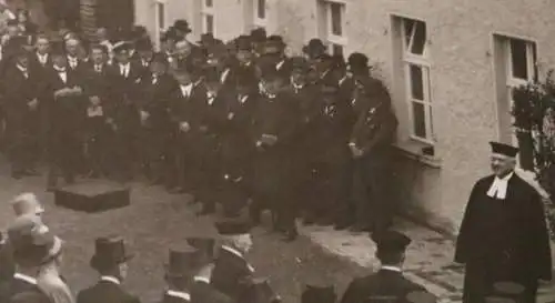 tolles altes Foto - ganz viele Männer mit Zylinder - zwei Priester ?? 1910-30 ?