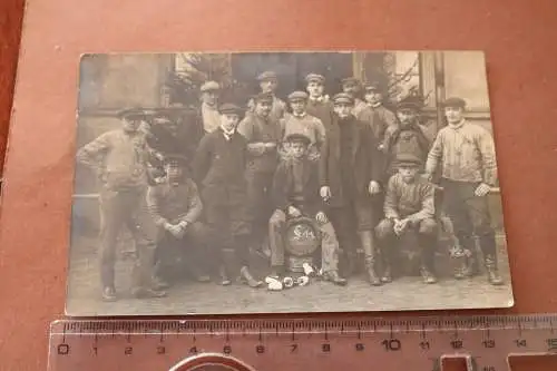 tolles altes Gruppenfoto Arbeiter einer Firma für Stromverlegung ? 