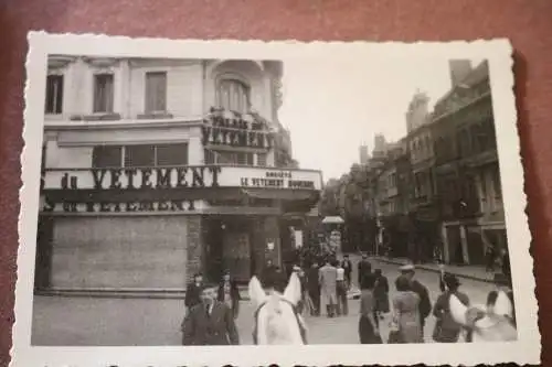 fünf tolle alte Fotos eines Soldaten - Frankreich Moulins ? Gd Hotel de l´Allier