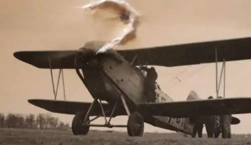 altes Foto - Flugzeug Doppeldecker 30-40er Jahre 