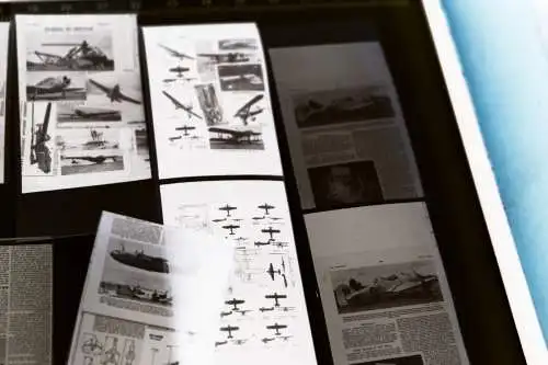 Konvolut Negative - abfotografierte Buchseiten ? Flugzeuge - 