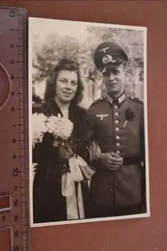 Tolles altes Foto - Portrait Soldat mit Frau - Hochzeit ?