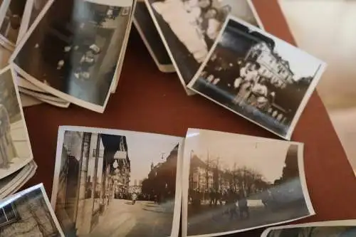 tolles Konvolut kleinformatige Fotos 20er Jahre - Personen, Städte München