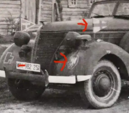tolles altes Foto - Soldaten im Cabrio - Nachrichtenabteilg ?? Adler mit Blitze 